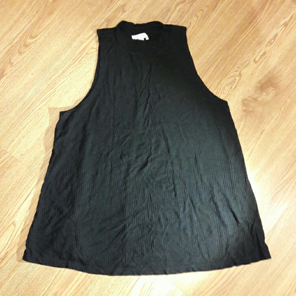 Sleeveless Mock-Neck